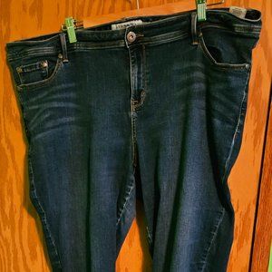 Torrid Premium Luxe Skinny Jeans Dark Wash - size 24 Tall